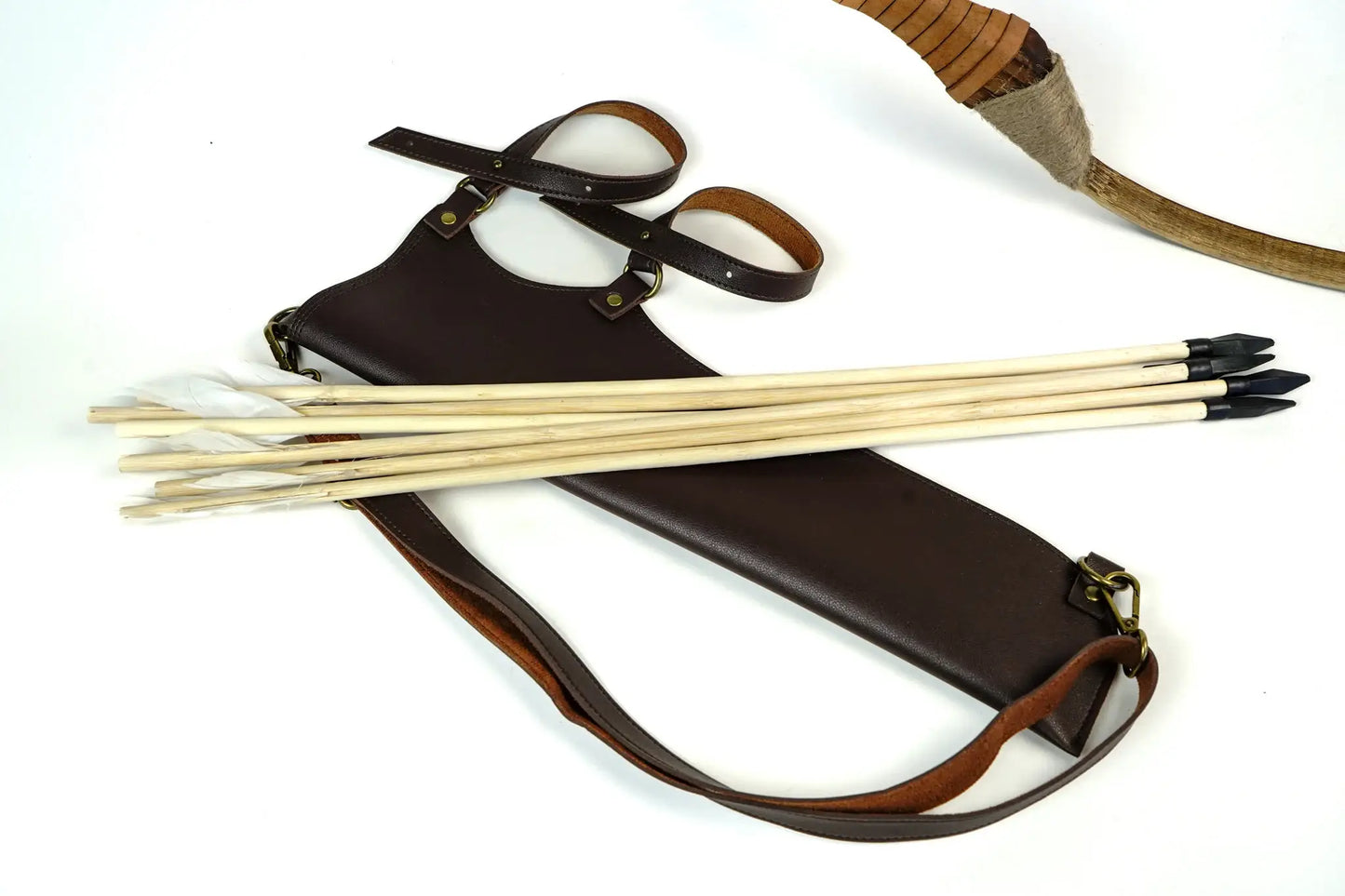 Wooden Toy Bow and Arrow Set With Leather or Felt Quiver